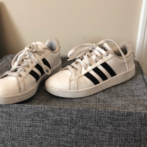 Adidas - Picture 3 of 3